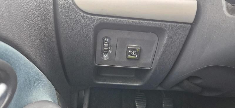 Gebraucht Renault Clio II Campus 75 PS (55 kW) 2007 Schwarz Limousine