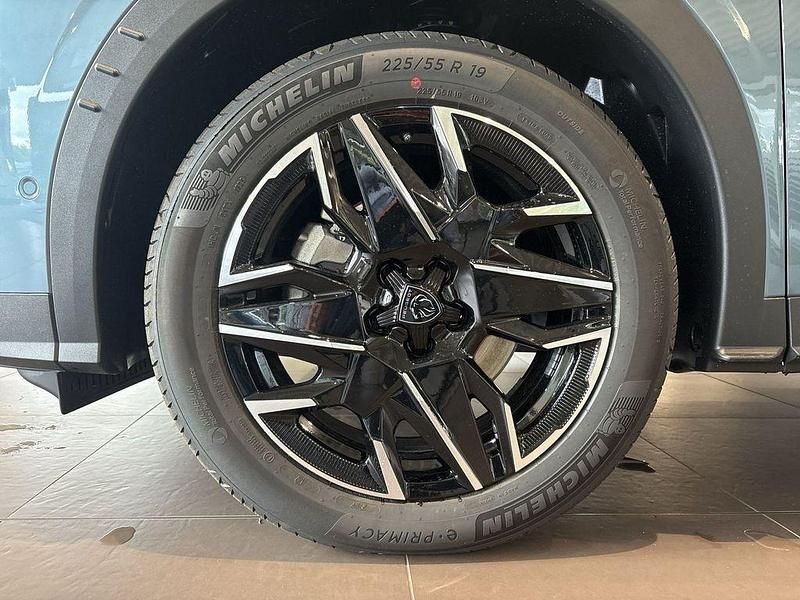 Neu Peugeot 5008 GT 145 PS (106 kW) 2025 Blau Van / Kleinbus