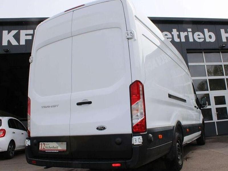 Gebraucht Ford Transit 131 PS (96 kW) 2022 Weiß Pickup