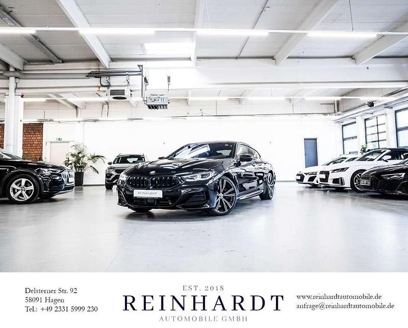 Black sapphire metallic Gebraucht 2022 BMW 840 M Sport Coupé | 59.306 € - Bild 1/3