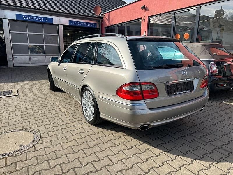 Gebraucht Mercedes E280 190 PS (139 kW) 2006 Silber Kombi