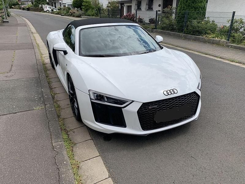 Gebraucht Audi R8 Spyder Ambiente 540 PS (397 kW) 2018 Weiß Cabrio