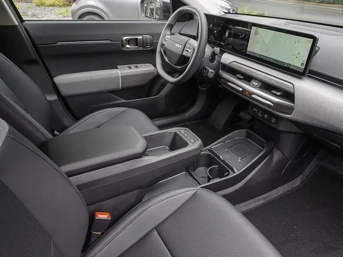 Neu Kia EV4 Earth 150 kW (204 PS) 2026 Schwarz Limousine