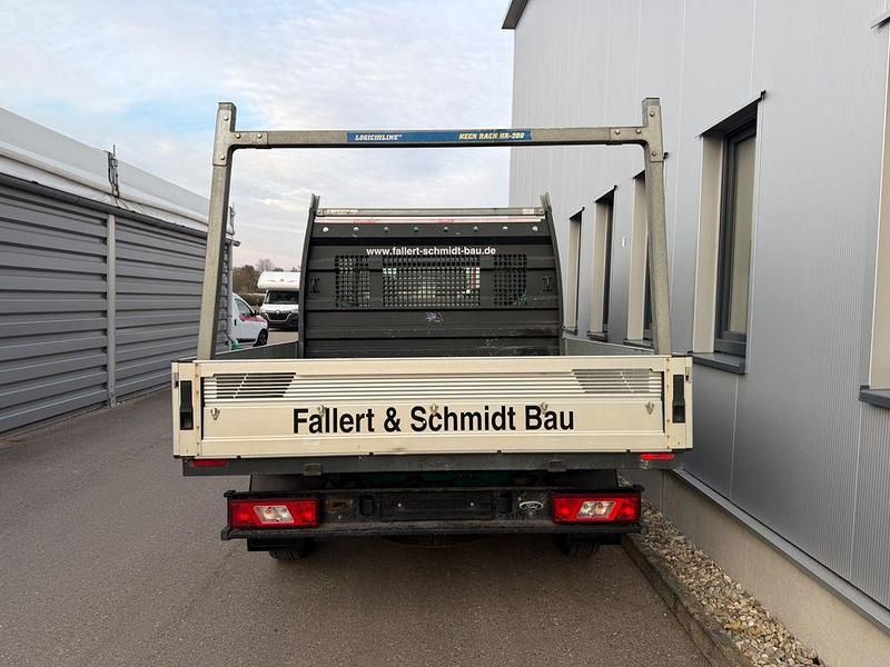 Gebraucht Ford Transit 131 PS (96 kW) 2018 Grün