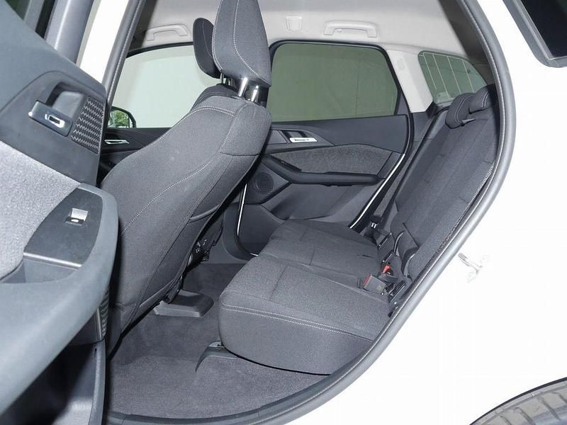 Gebraucht BMW 216 122 PS (89 kW) 2024 Weiß Van / Kleinbus