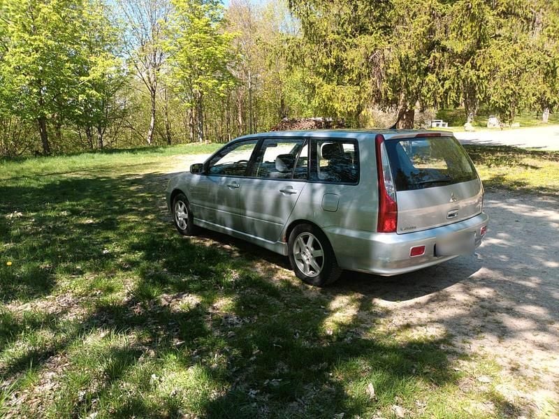 Second-hand Mitsubishi Lancer 98 CP (72 kW) 2003 Argintiu Break