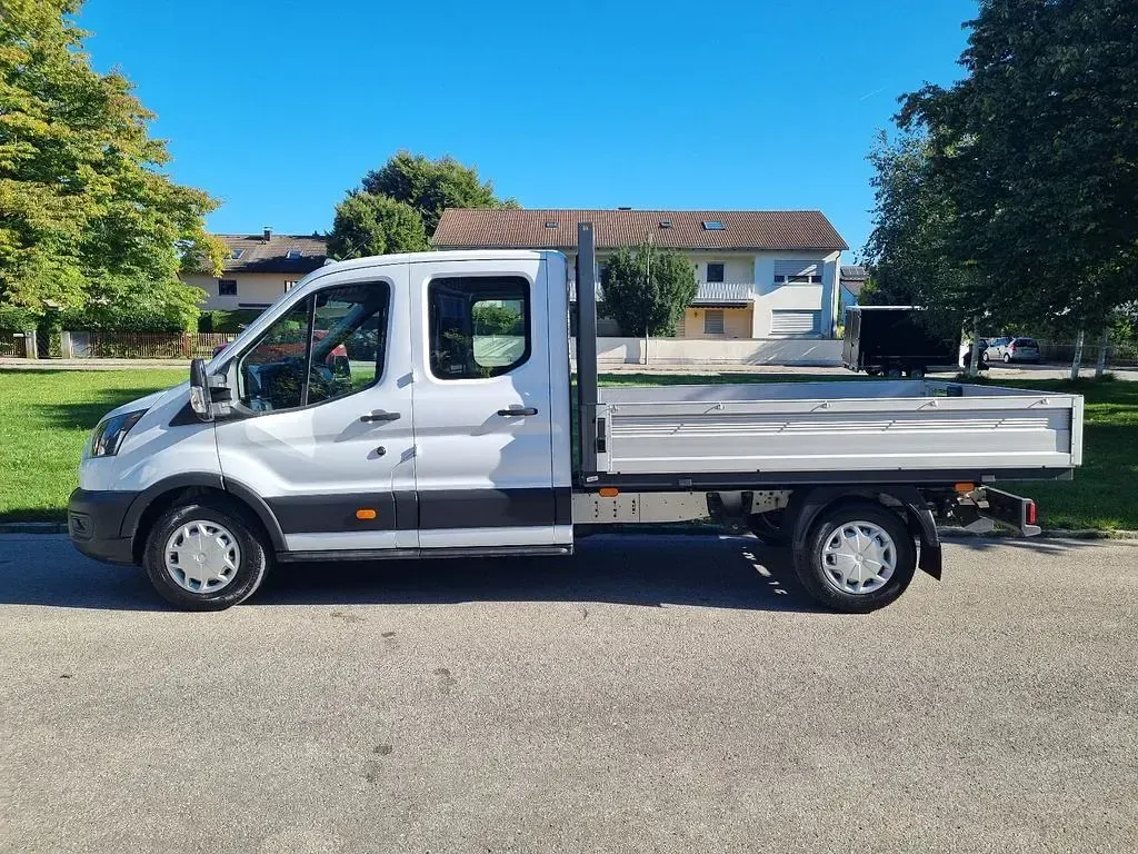 Gebraucht Ford Transit 131 PS (96 kW) 2023 Weiß Limousine