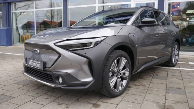 Gebraucht Subaru Solterra Platinum 160 kW (218 PS) 2025 Silber SUV