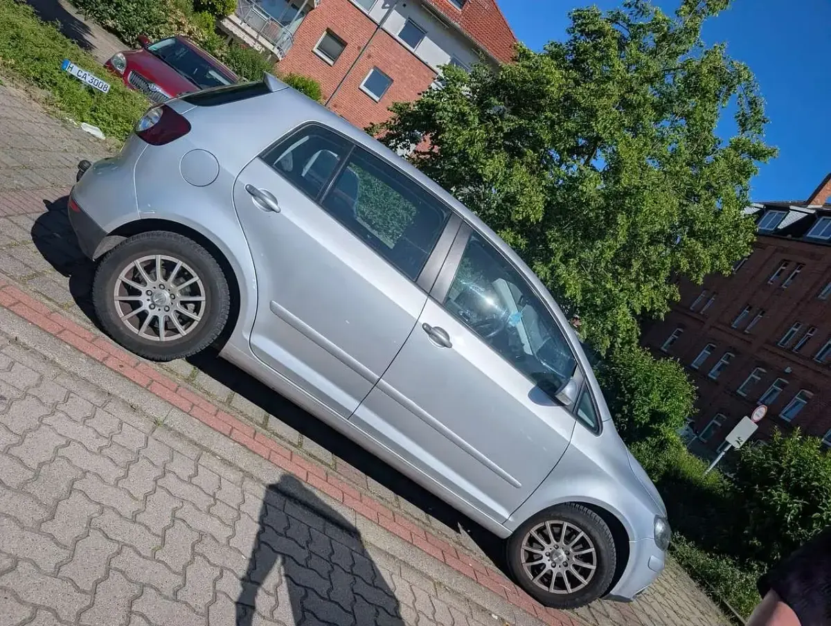 Gebraucht VW Golf Plus Cross Comfortline 116 PS (85 kW) 2005 Limousine