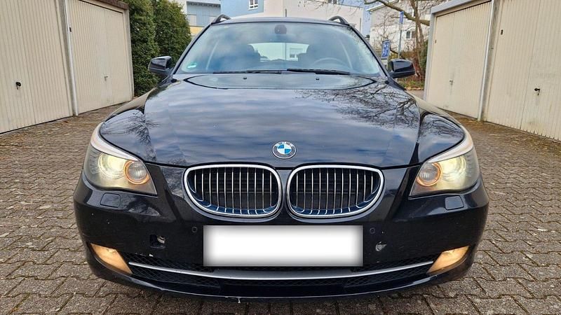Gebraucht BMW 525 218 PS (160 kW) 2010 Schwarz Kombi