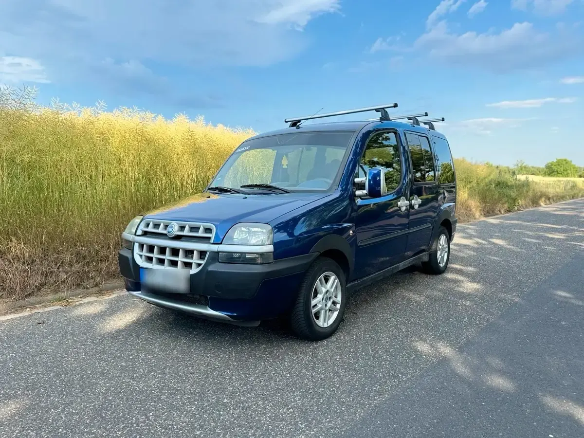 Gebraucht Fiat Doblò 120 PS (88 kW) 2005 Blau Van / Kleinbus