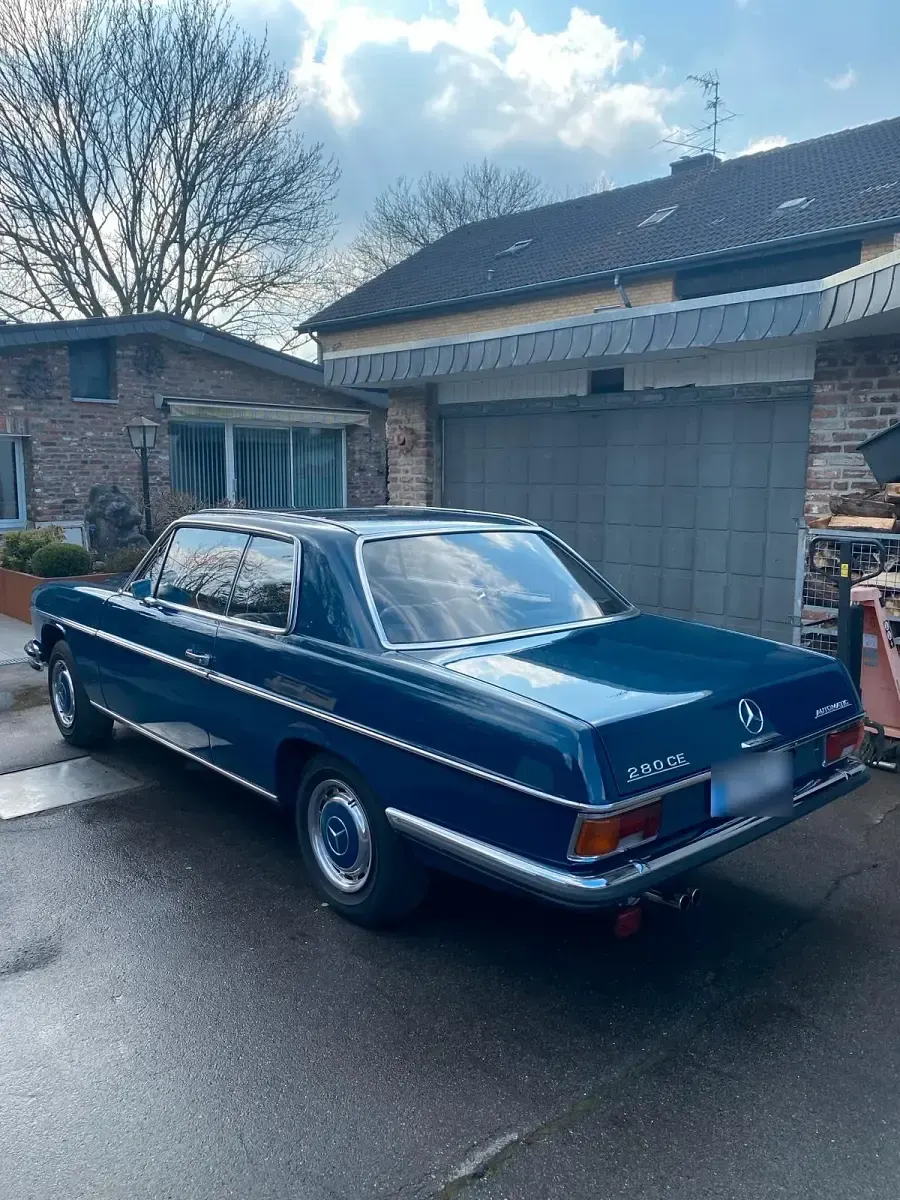 Gebraucht Mercedes W114 185 PS (136 kW) 1972 Blau Coupé