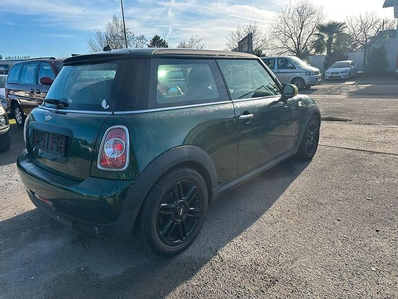 Gebraucht Mini ONE 75 PS (55 kW) 2013 Grün Kleinwagen