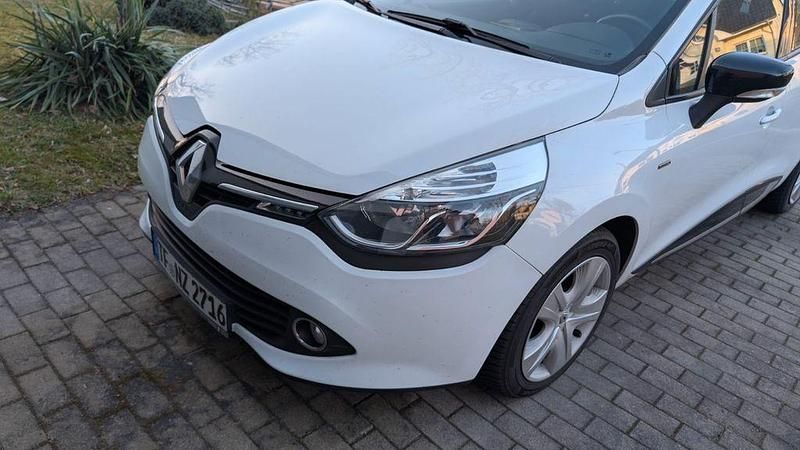 Gebraucht Renault Clio IV Experience 73 PS (53 kW) 2016 Weiß Limousine