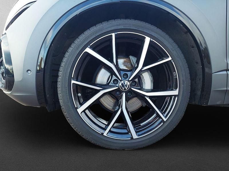 Gebraucht VW Touareg R-line 286 PS (210 kW) 2024 Grau SUV