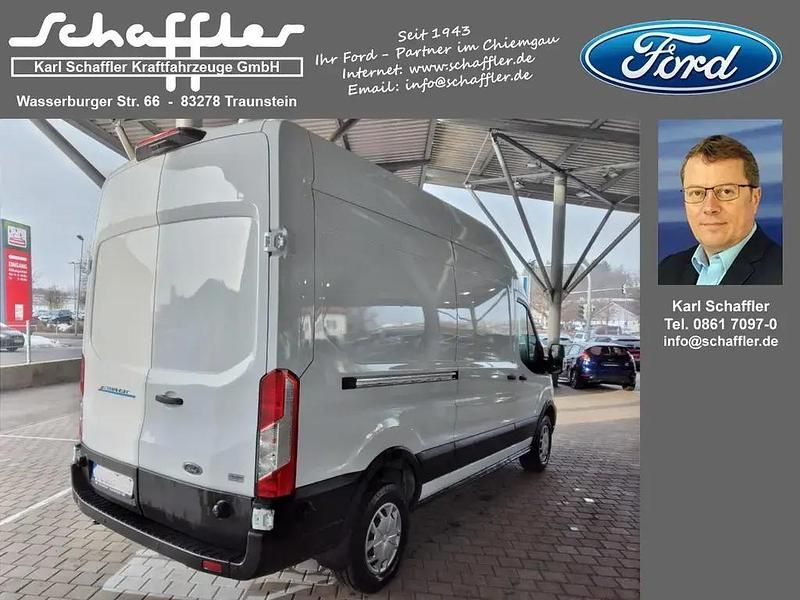 Gebraucht Ford E-Transit Trend 135 kW (184 PS) 2024 Frostweiß Van