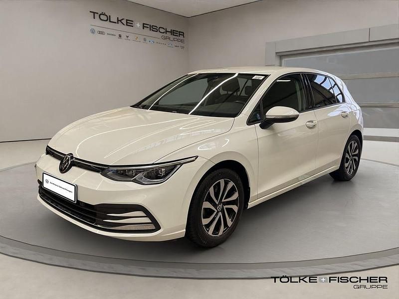 Gebraucht VW Golf VIII Active 150 PS (110 kW) 2023 Pure white uni Limousine