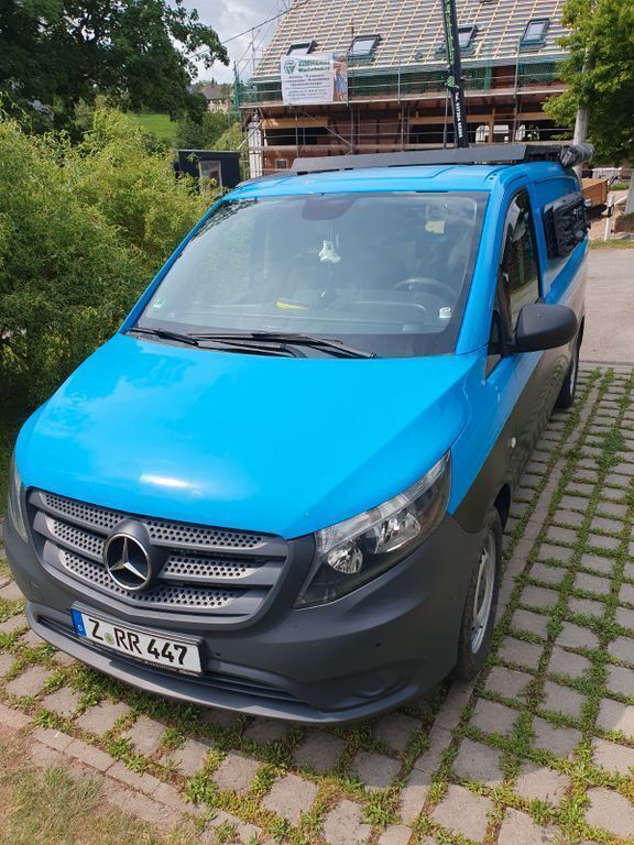 Blau Gebraucht 2016 Mercedes Vito Van / Kleinbus | 12.500 € (Fairer Preis) - Bild 1/4