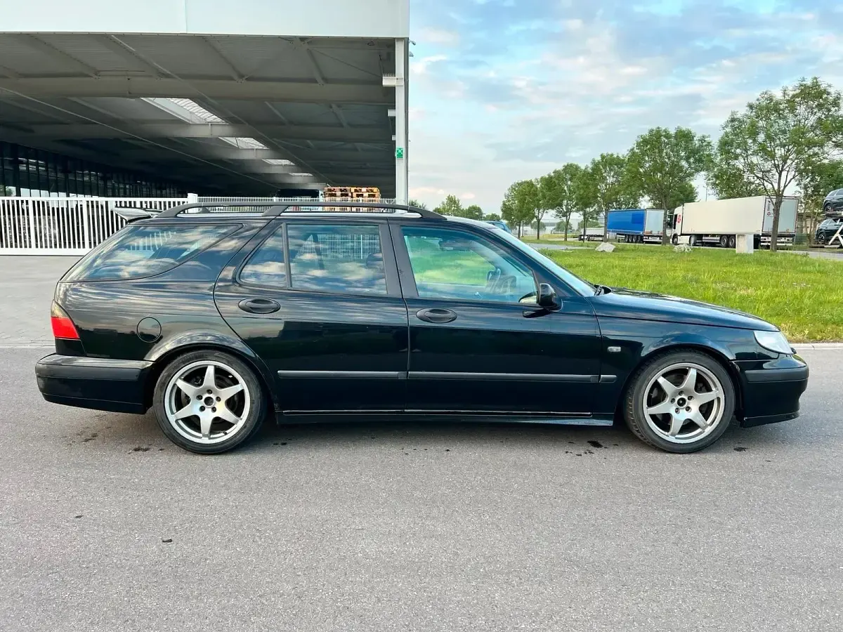 Usata Saab 9-5 291 CV (214 kW) 2000 Nero Station wagon