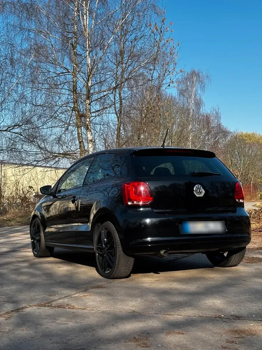 Gebraucht VW Polo 86 PS (63 kW) 2010 Schwarz Kleinwagen