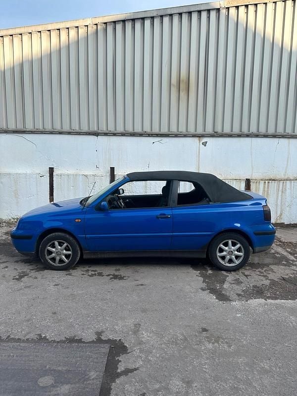 Gebraucht VW Golf Cabriolet 101 PS (74 kW) 1999 Blau Cabrio