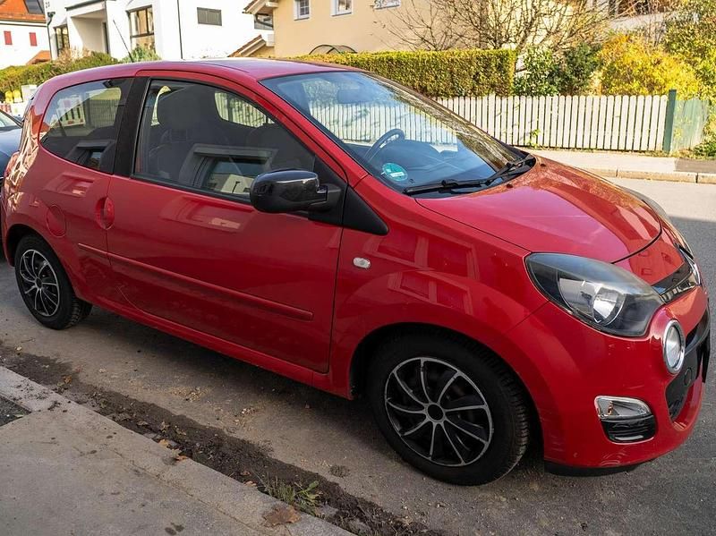 Gebraucht Renault Twingo Dynamique 75 PS (55 kW) 2014 Rot Kleinwagen