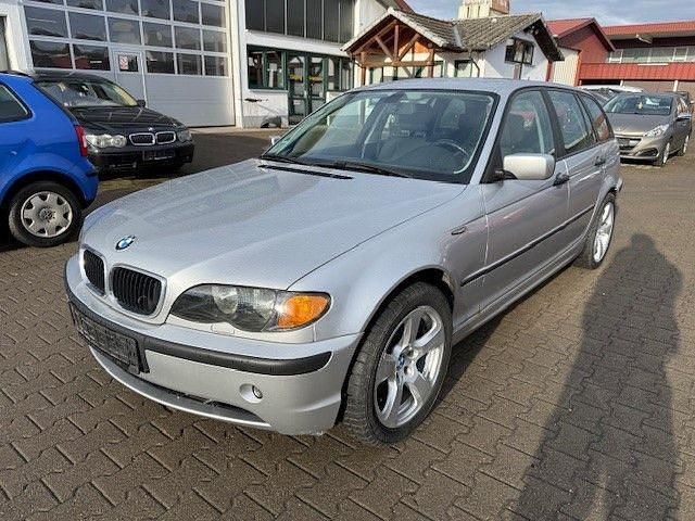 Silber Gebraucht 2002 BMW 320 Kombi | 2.200 € (Fairer Preis) - Bild 1/4