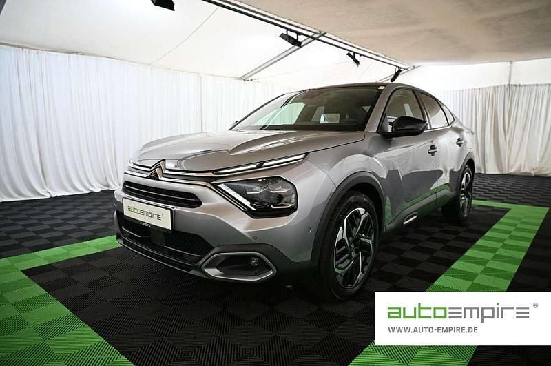 Grau Gebraucht 2024 Citroën C4 SUV | 17.990 € (Guter Preis) - Bild 1/3