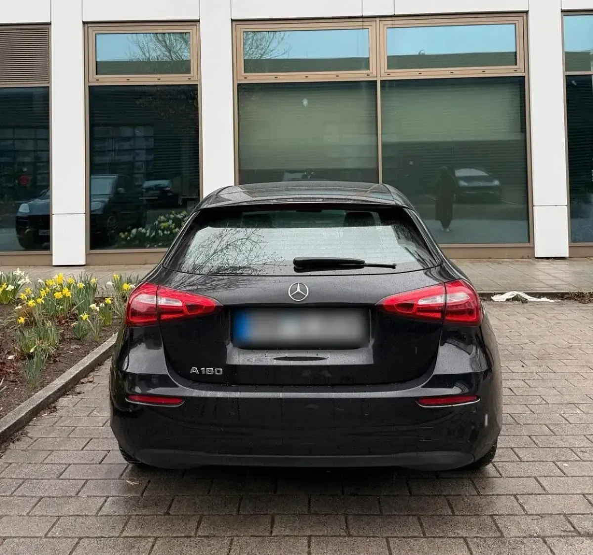 Gebraucht Mercedes A180 136 PS (100 kW) 2019 Schwarz Kleinwagen