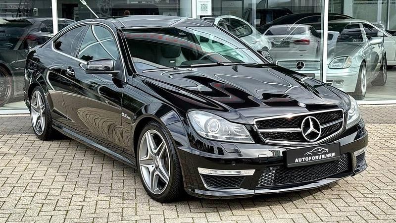 Schwarz Gebraucht 2012 Mercedes C63 AMG AMG Coupé | 44.800 € (Fairer Preis) - Bild 1/4