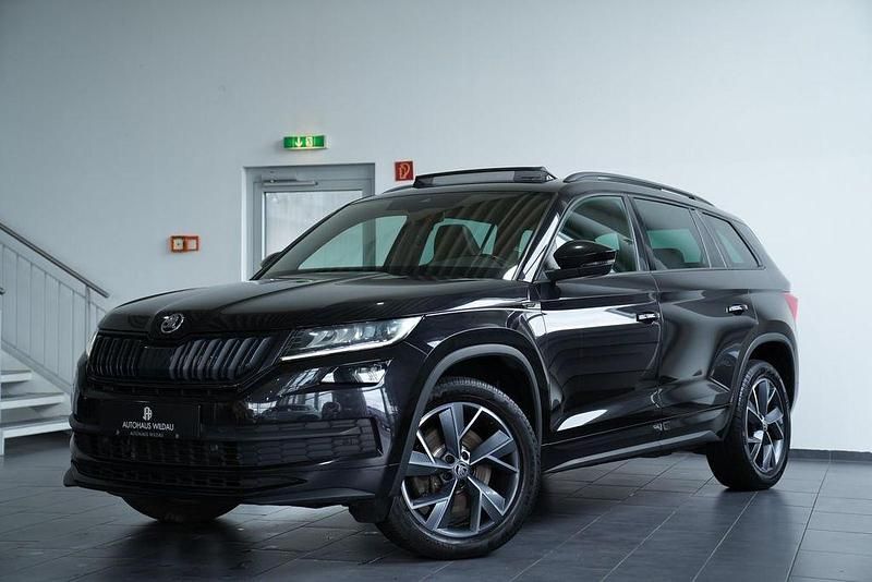 Schwarzmagic perleffekt Gebraucht 2020 Skoda Kodiaq SportLine SUV | 23.690 € (Fairer Preis) - Bild 1/4