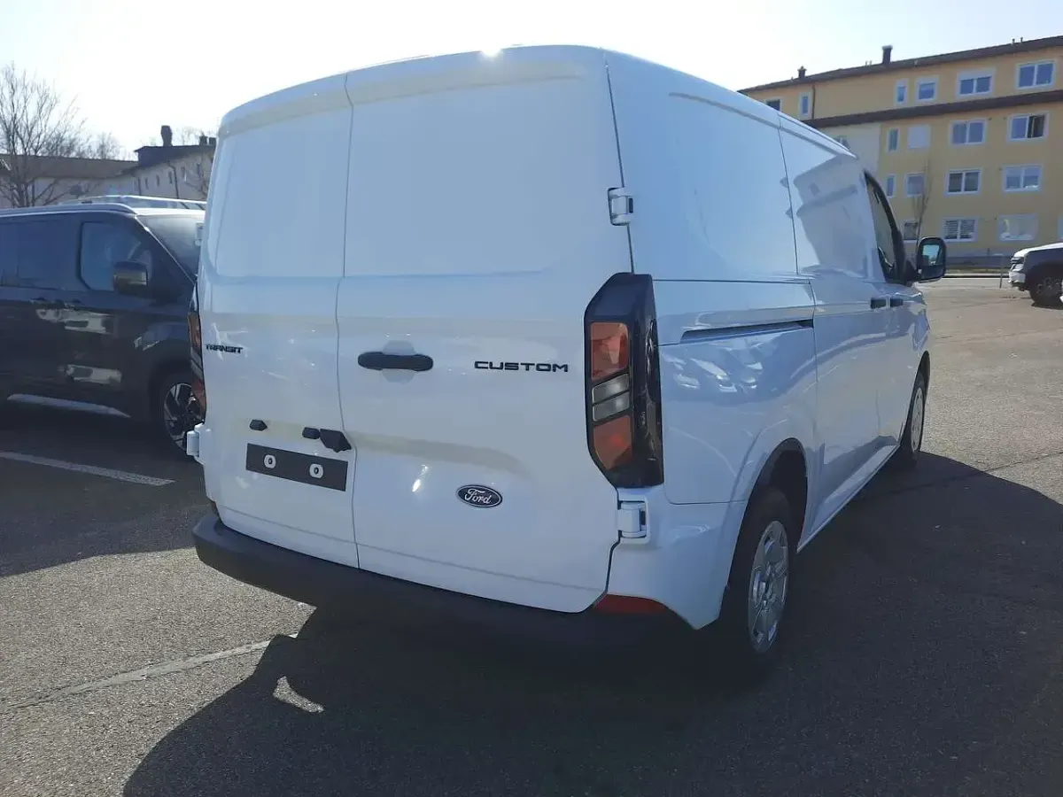 Neu Ford Transit Custom Trend 170 PS (125 kW) 2026 Weiß Van / Kleinbus
