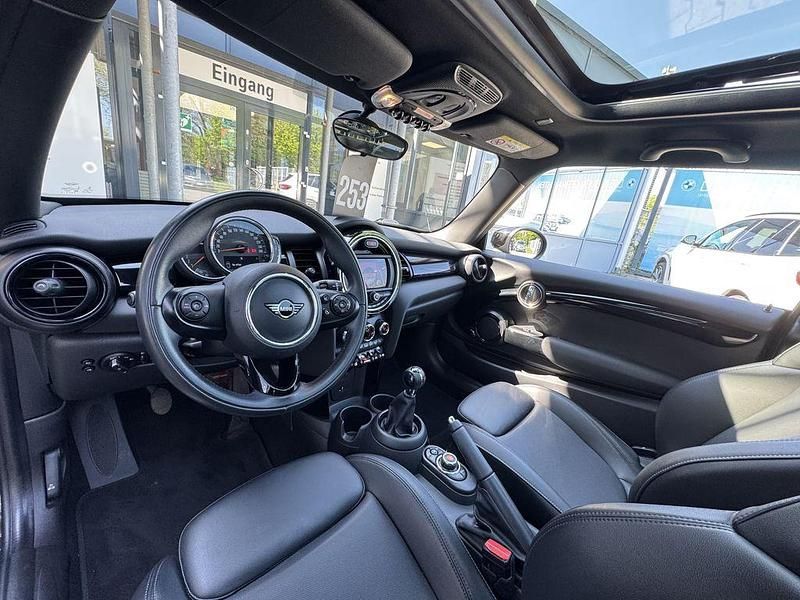 Occasion Mini ONE Chili 102 ch (75 kW) 2020 Noir Citadine
