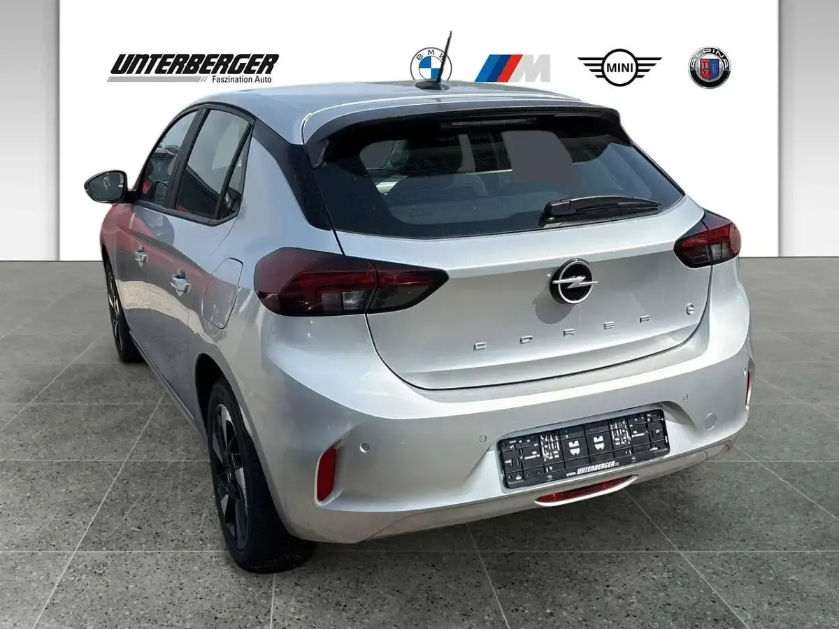 Gebraucht Opel Corsa Edition 100 kW (136 PS) 2023 Lackierung aluminiumgrau/typ Kleinwagen