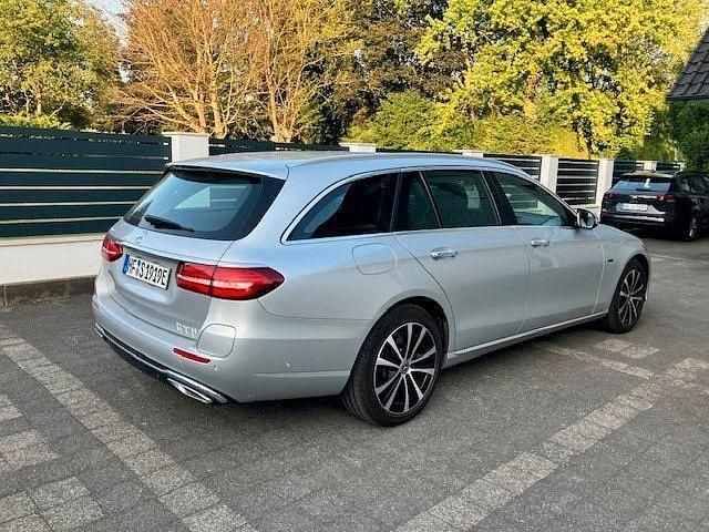 Gebraucht Mercedes E300 Avantgarde 194 PS (142 kW) 2019 Silber Kombi