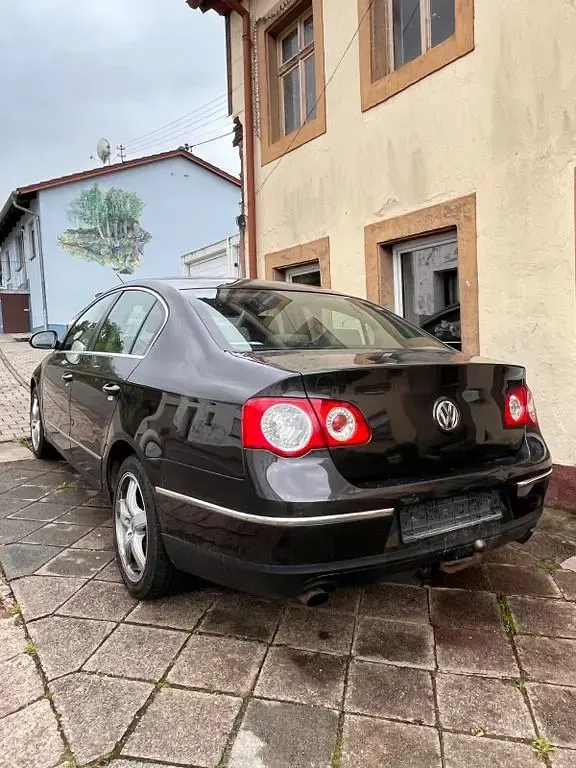 Usata VW Passat Highline 250 CV (183 kW) 2006 Nero Berlina