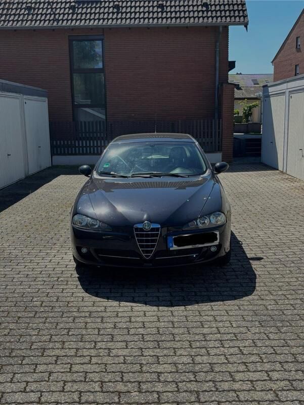 Schwarz Gebraucht 2009 Alfa Romeo 147 Kleinwagen | 1.690 € (Guter Preis) - Bild 1/4