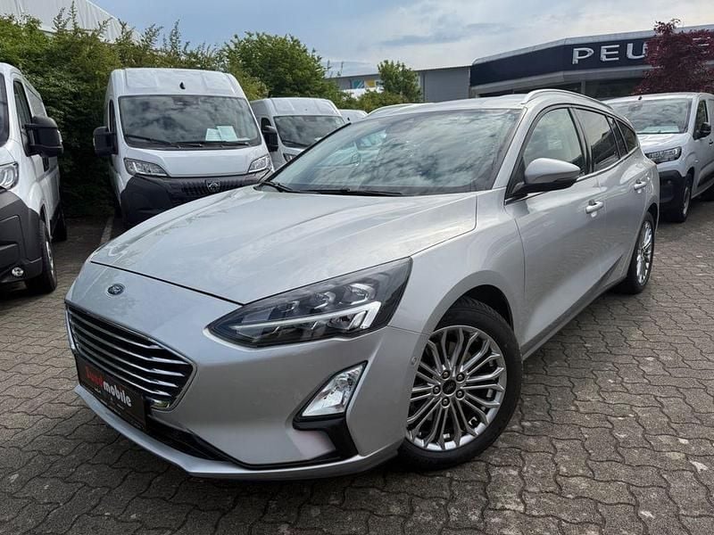 Silber Gebraucht 2020 Ford Focus Limousine | 15.500 € (Guter Preis) - Bild 1/4