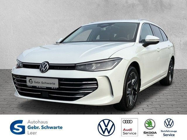 Weiß Gebraucht 2024 VW Passat Elegance Kombi | 38.550 € (Guter Preis) - Bild 1/4