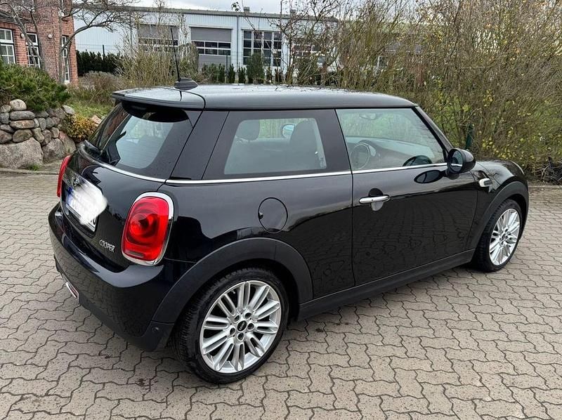 Gebraucht Mini Cooper Chili 136 PS (100 kW) 2016 Schwarz Kleinwagen