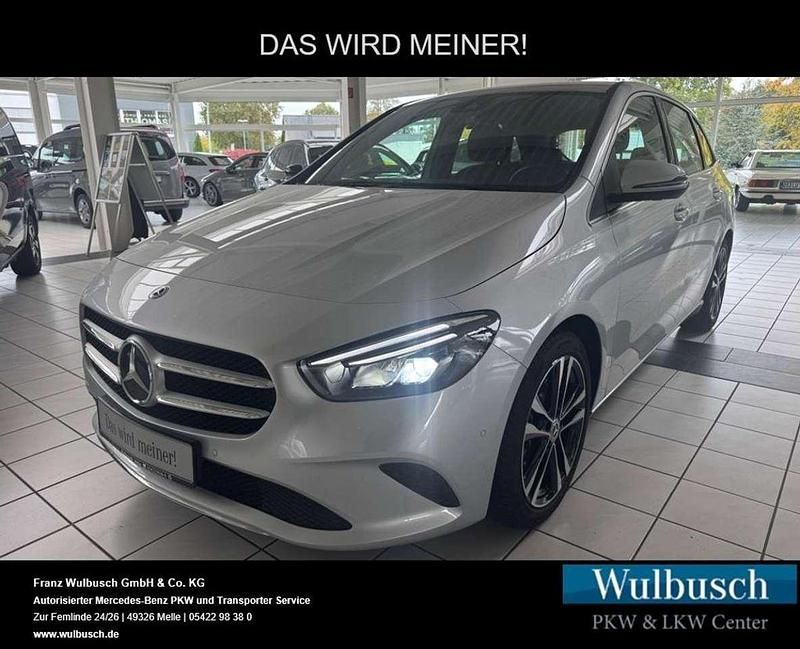 Iridiumsilber metallic Gebraucht 2019 Mercedes 200 Kombi | 24.980 € (Superpreis) - Bild 1/4
