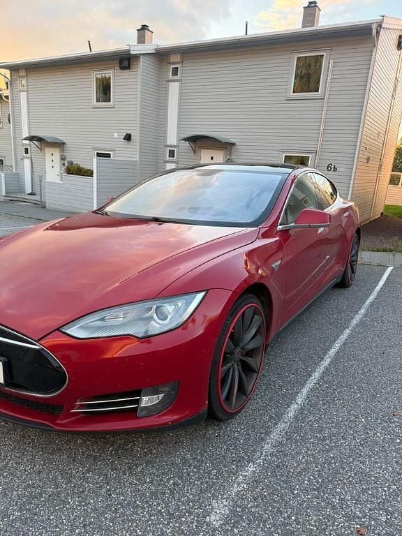 Gebraucht Tesla Model S 309 kW (421 PS) 2013 Rot Kleinwagen