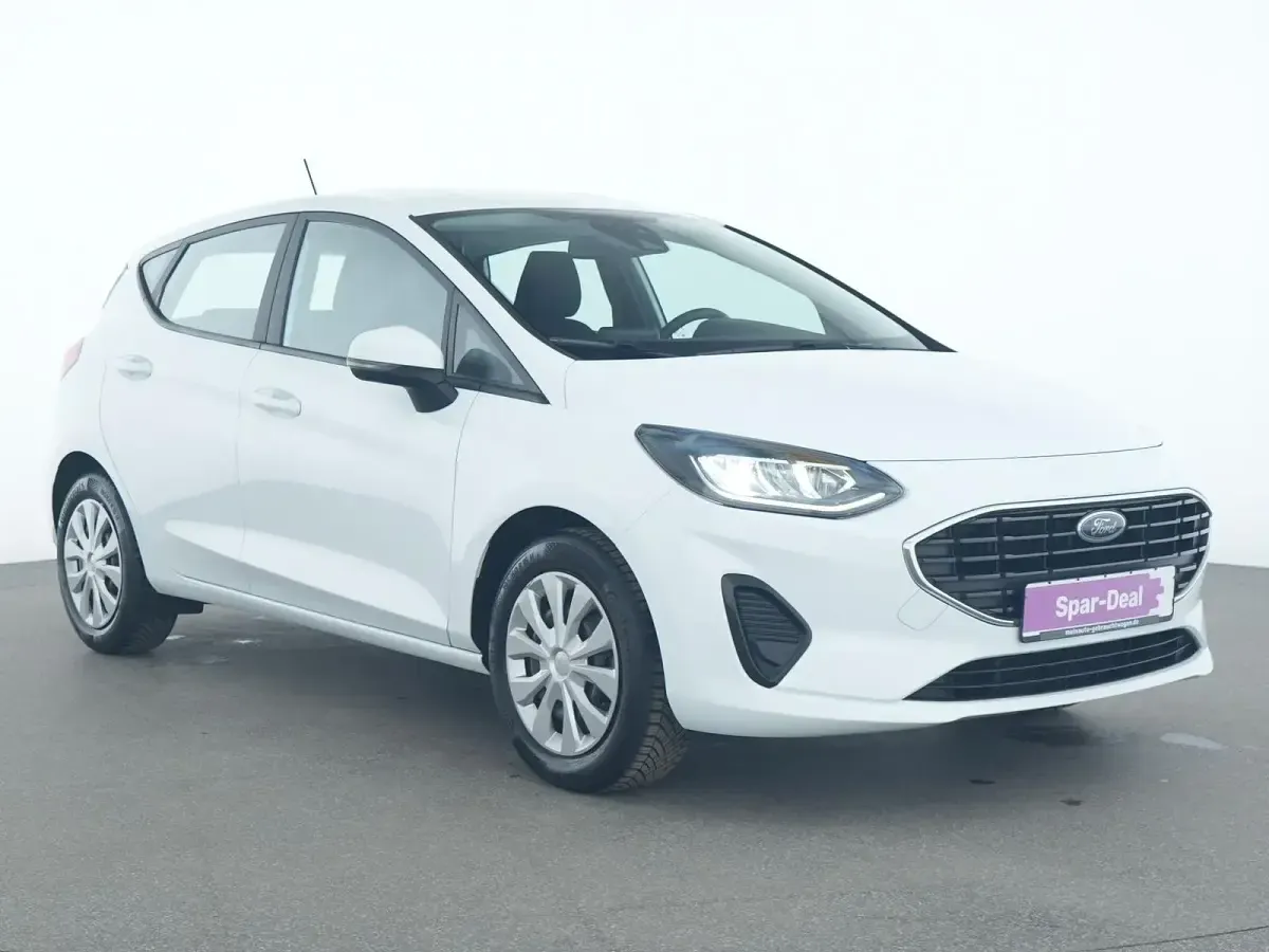 Gebraucht Ford Fiesta Cool & Connect 75 PS (55 kW) 2023 Frost weiss Kleinwagen