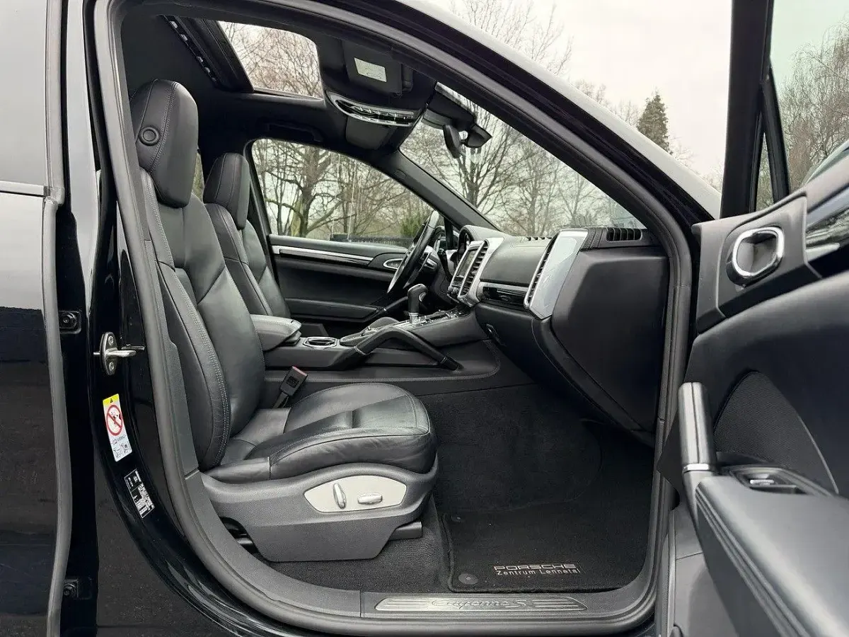 Gebraucht Porsche Cayenne S 385 PS (283 kW) 2016 Schwarz SUV