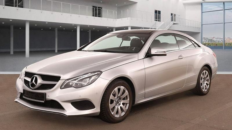 Second-hand Mercedes E250 211 CP (155 kW) 2014 Argintiu