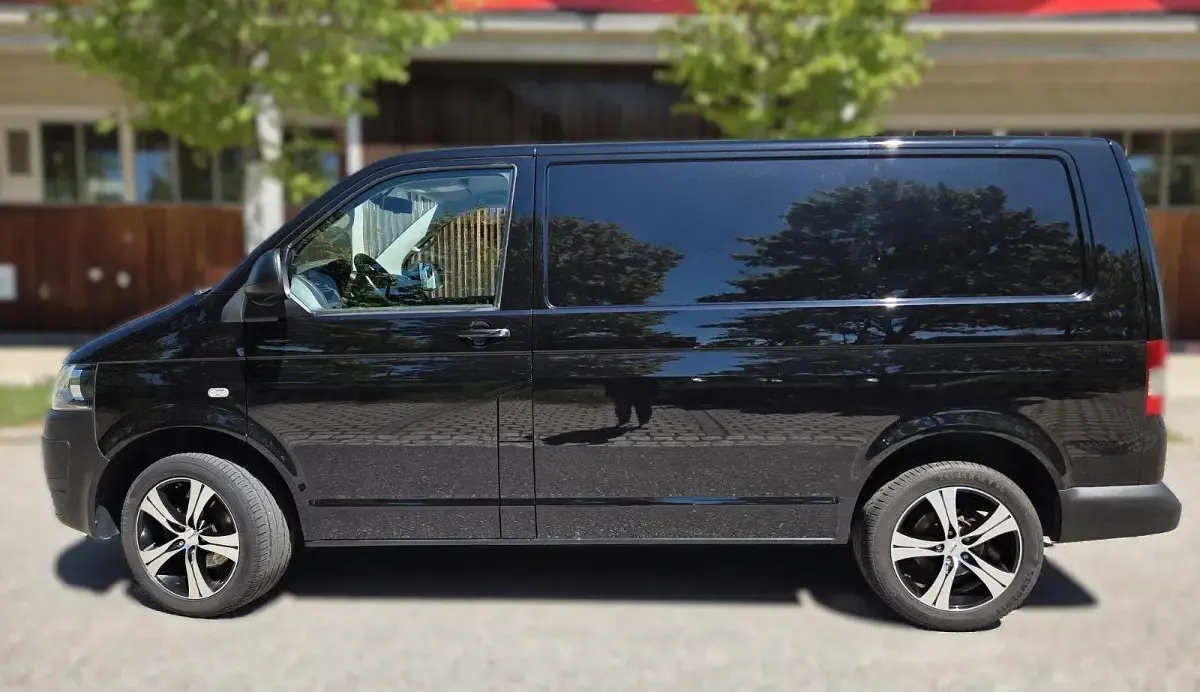 Usata VW Transporter 140 CV (102 kW) 2013 Nero Furgone