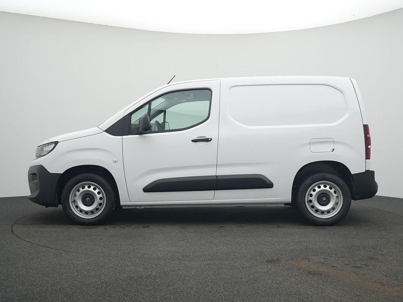 Neu Opel Combo 102 PS (75 kW) 2025 Kaolinweiß Kombi
