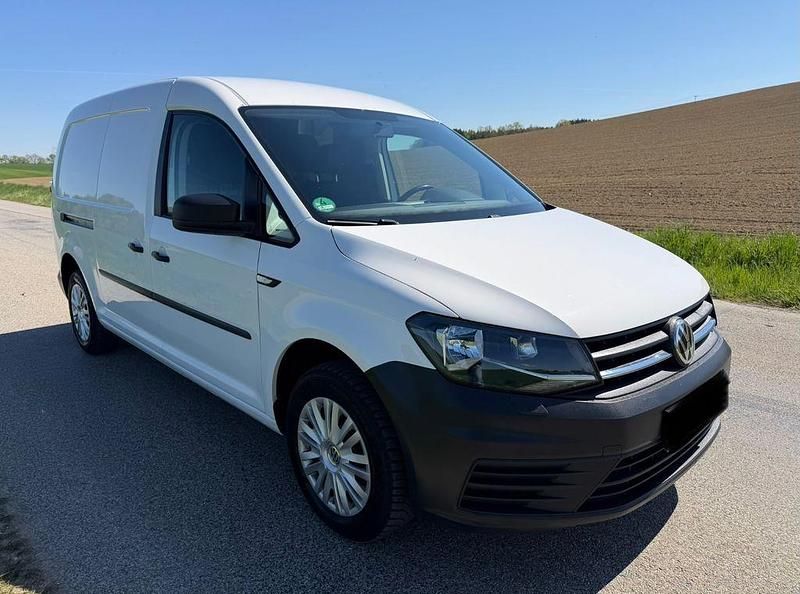 Second-hand VW Caddy 102 CP (75 kW) 2019 Alb Monovolum