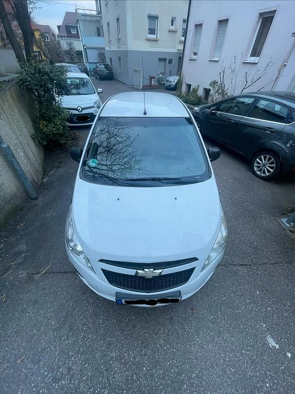 Gebraucht Chevrolet Spark 68 PS (50 kW) 2012 Weiß Kleinwagen