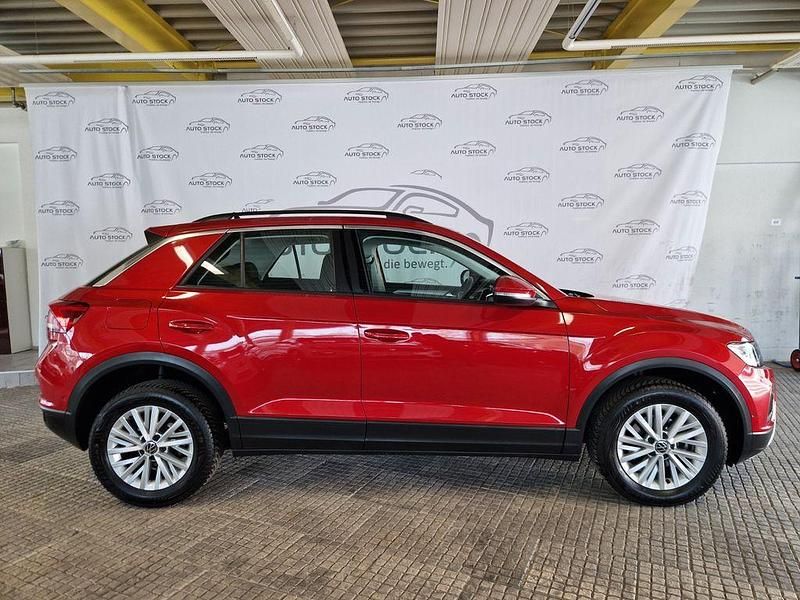 Gebraucht VW T-Roc Life 110 PS (80 kW) 2023 Rot SUV